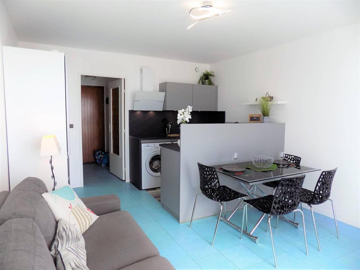 Saint Georges De Didonne - Pleine Vue Mer Pour Ce Studio Cabine Face A La Plage Extérieur photo